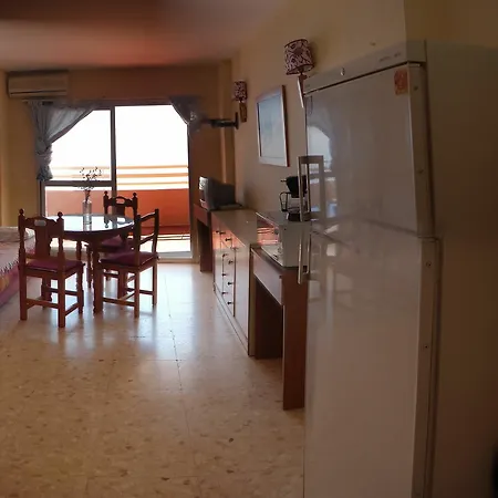 With One Bedroom In Fuengirola, With Wonderful Sea View, Pool Acces... Apartment Fuengirola